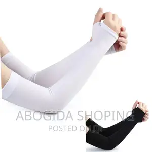 Photo - Sun-Proof Ice Hand Sleeve