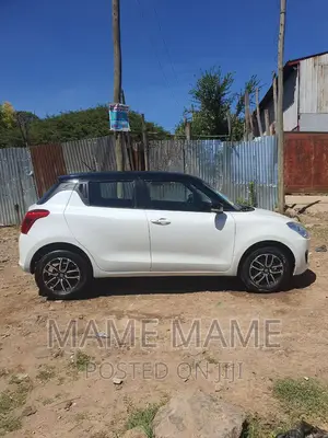 New Suzuki Swift 2022 White