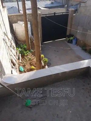 Furnished 2bdrm House in Yeka Kollejii for sale