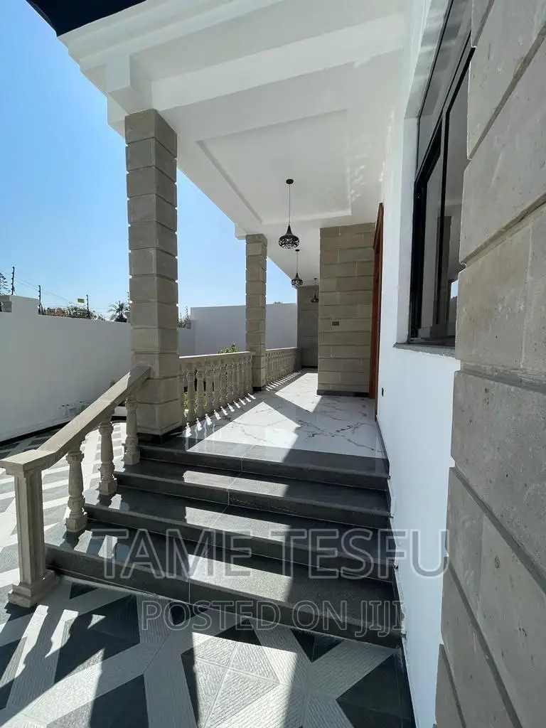 Furnished 4bdrm Villa in Wosene, Yeka for sale