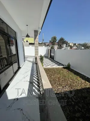Furnished 4bdrm Villa in Wosene, Yeka for sale