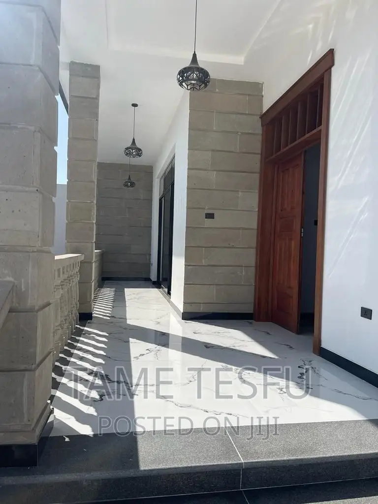 Furnished 4bdrm Villa in Wosene, Yeka for sale