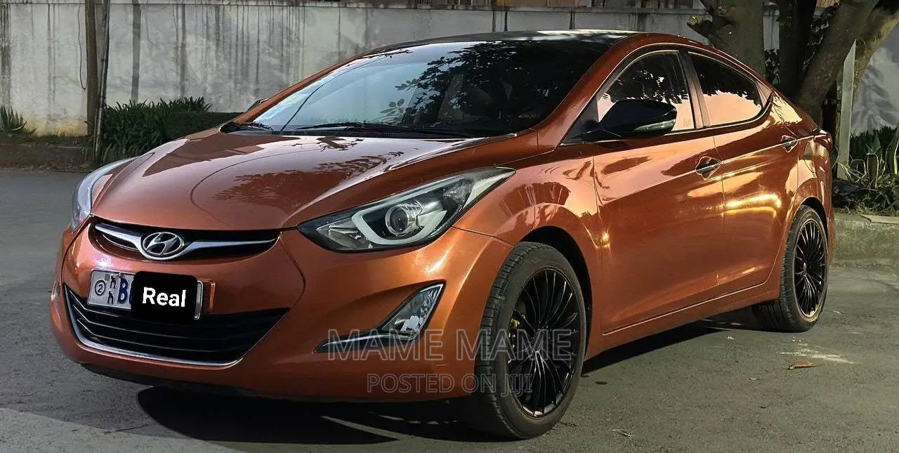 Hyundai Avante 2014 Orange