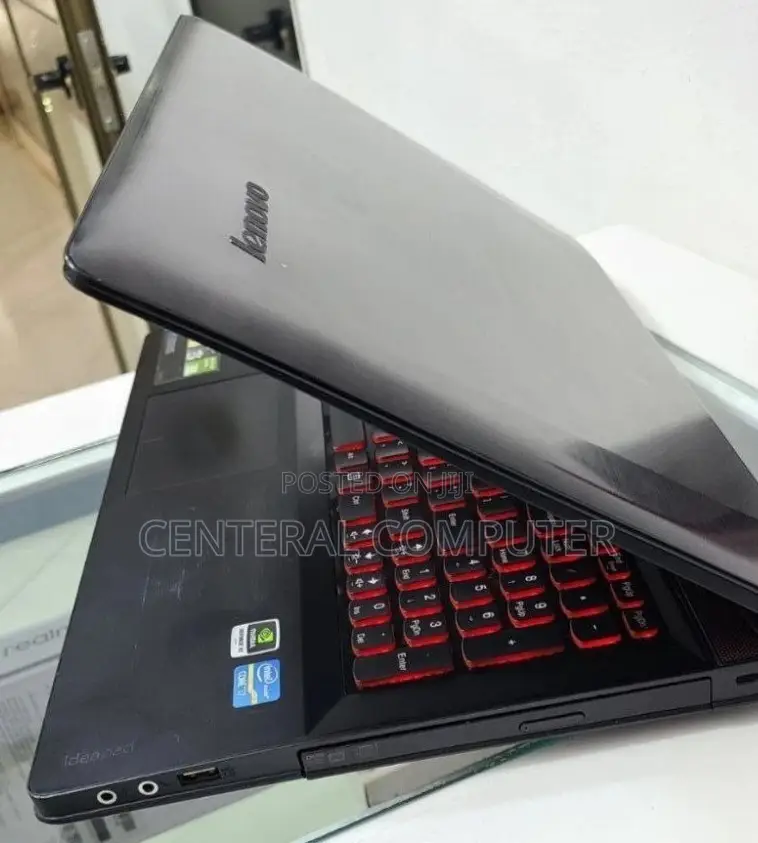 New Laptop Lenovo IdeaPad Y500 8GB Intel Core I7 SSD 512GB