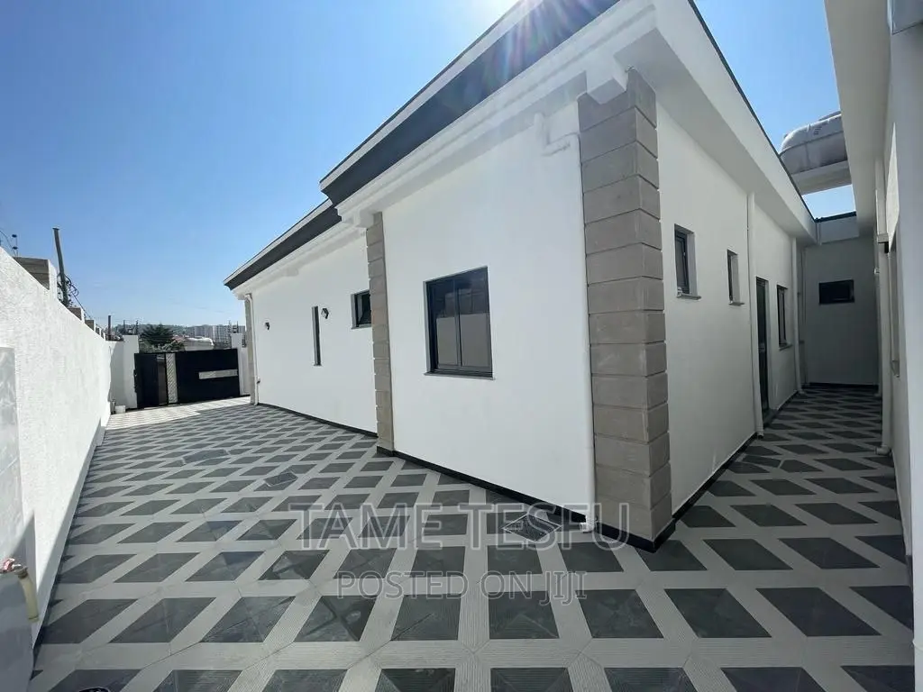 Furnished 4bdrm Villa in Wosene, Yeka for sale