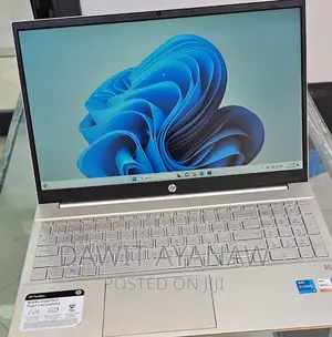 New Laptop HP 16GB Intel Core I5 SSD 512GB