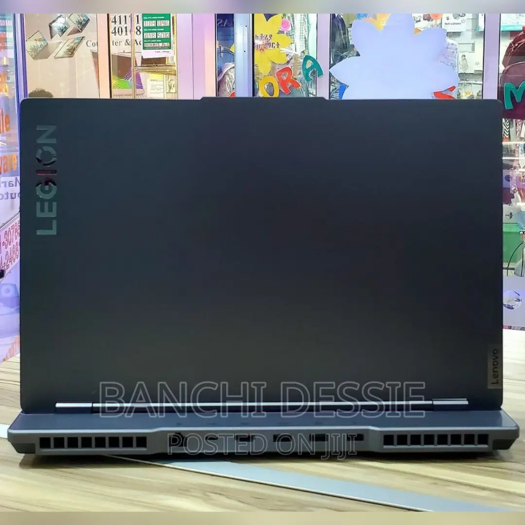 New Laptop Lenovo Legion 5 16GB AMD Ryzen 7 SSD 512GB