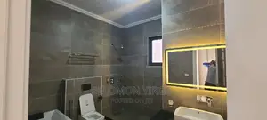 4bdrm Penthouse in Adis Abba, Bole for sale