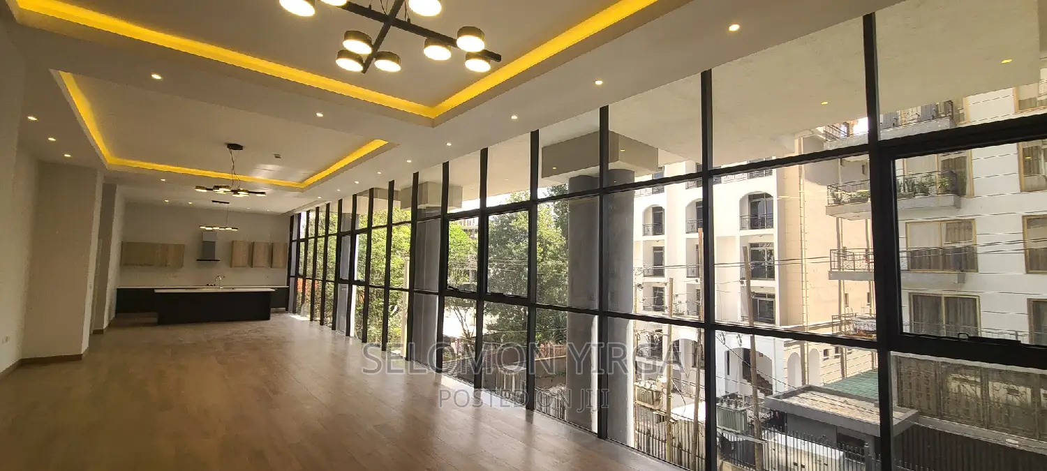 4bdrm Penthouse in Adis Abba, Bole for sale