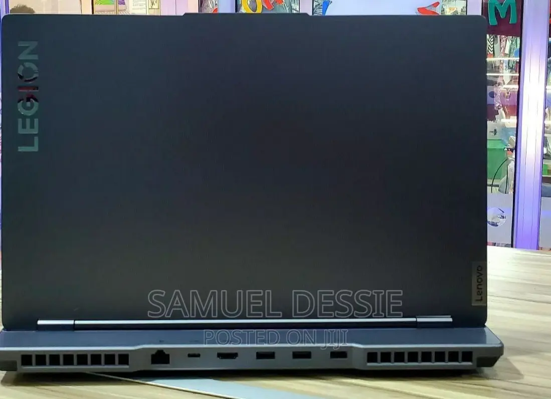 New Laptop Lenovo Legion 5 16GB AMD Ryzen 7 SSD 512GB