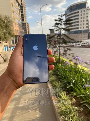 Apple iPhone X 64 GB Black