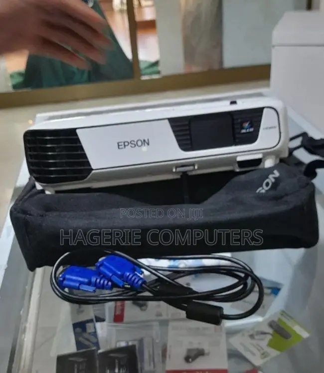 Best Brand New EPSON Projector Model X31