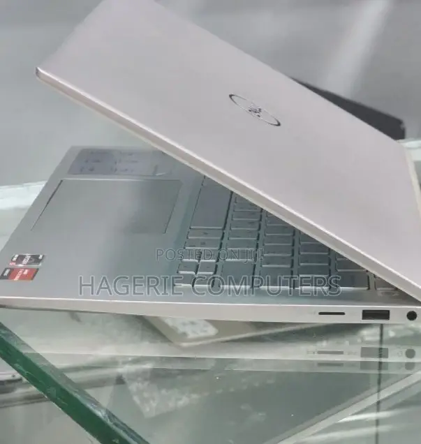 New Laptop Dell Inspiron 14 3421 8GB AMD Ryzen 5 SSD 256GB