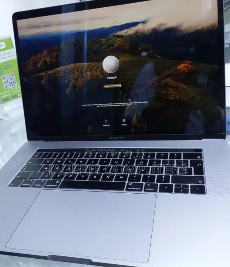 New Laptop Apple MacBook Pro 2020 32GB Intel Core I9 SSD 1T