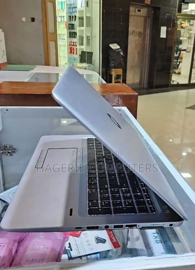 New Laptop HP EliteBook 850 G4 8GB Intel Core I7 SSD 512GB