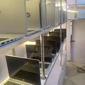 New Laptop HP Pavilion X360 8GB Intel Core I5 SSD 512GB