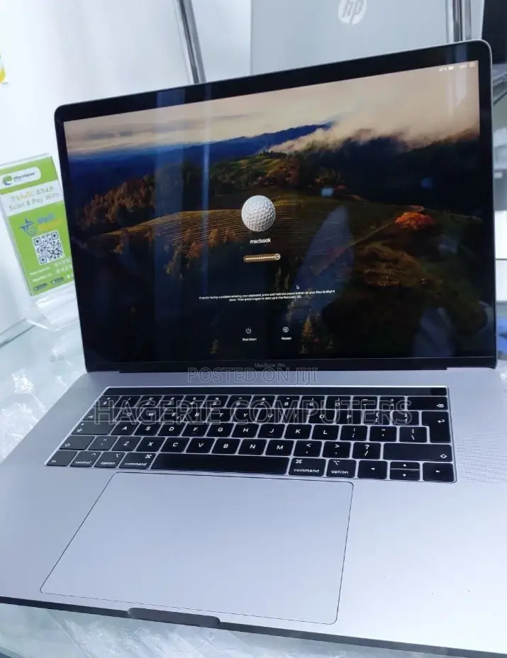 New Laptop Apple MacBook Pro 2020 32GB Intel Core I9 SSD 1T