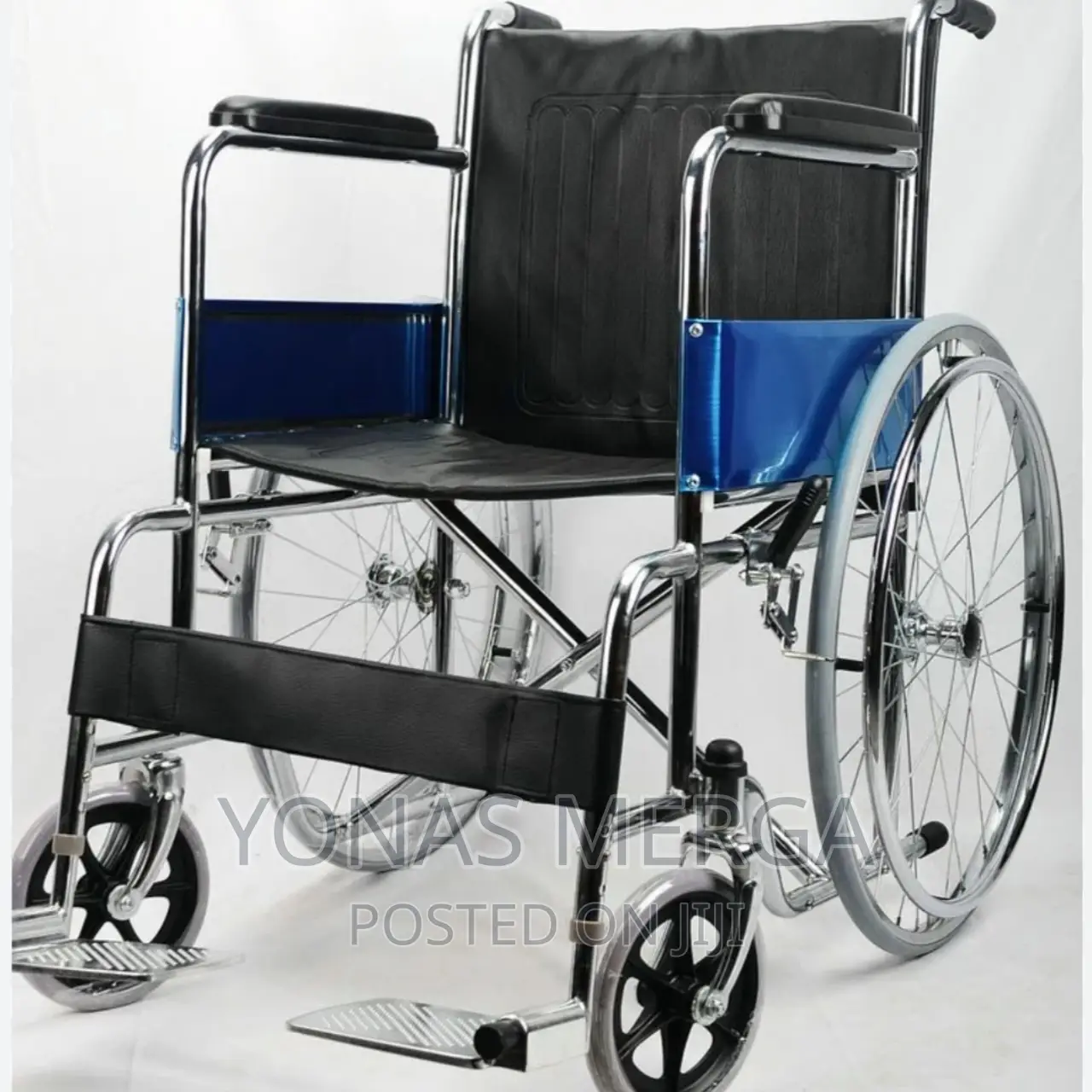 Wheelchair_excellent Features of an Extra Wide Wheelchair