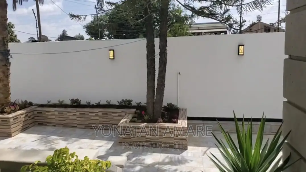 Furnished 3bdrm Villa in Arada for sale