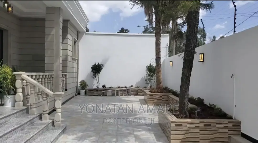 Furnished 3bdrm Villa in Arada for sale