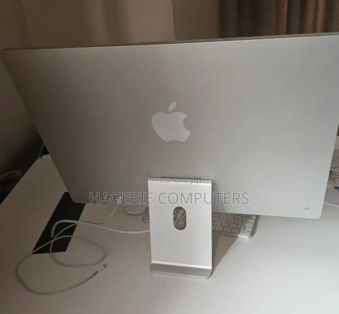 New Desktop Computer Apple iMac M1 8GB Apple M1 SSD 256GB