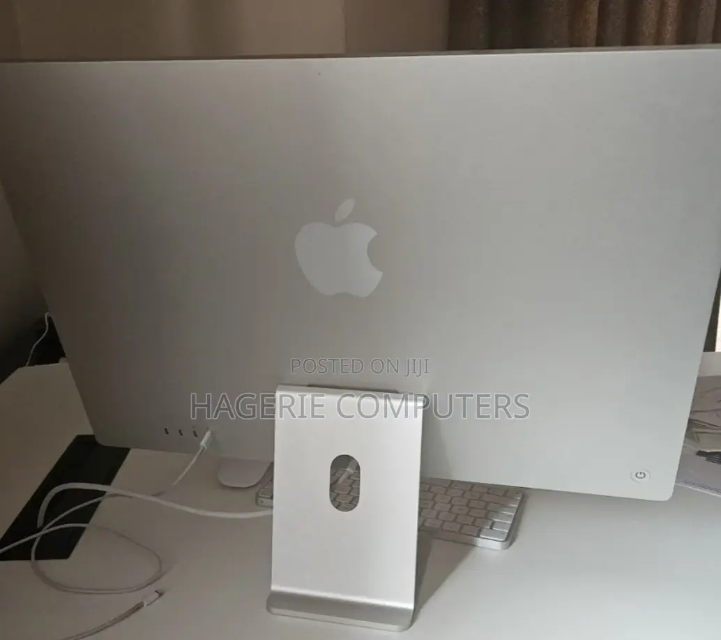 New Desktop Computer Apple iMac M1 8GB Apple M1 SSD 256GB