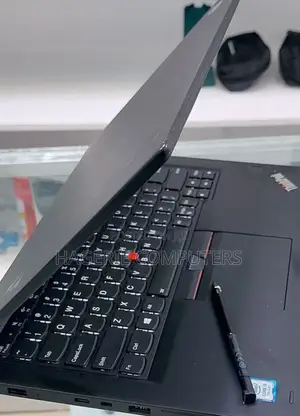 Photo - New Laptop Lenovo ThinkPad Yoga 370 16GB SSD 512GB