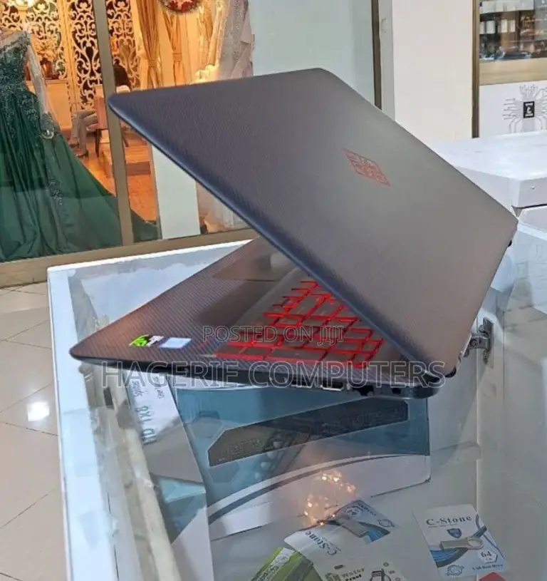 New Laptop HP Omen 15t 12GB Intel Core I7 SSD 512GB