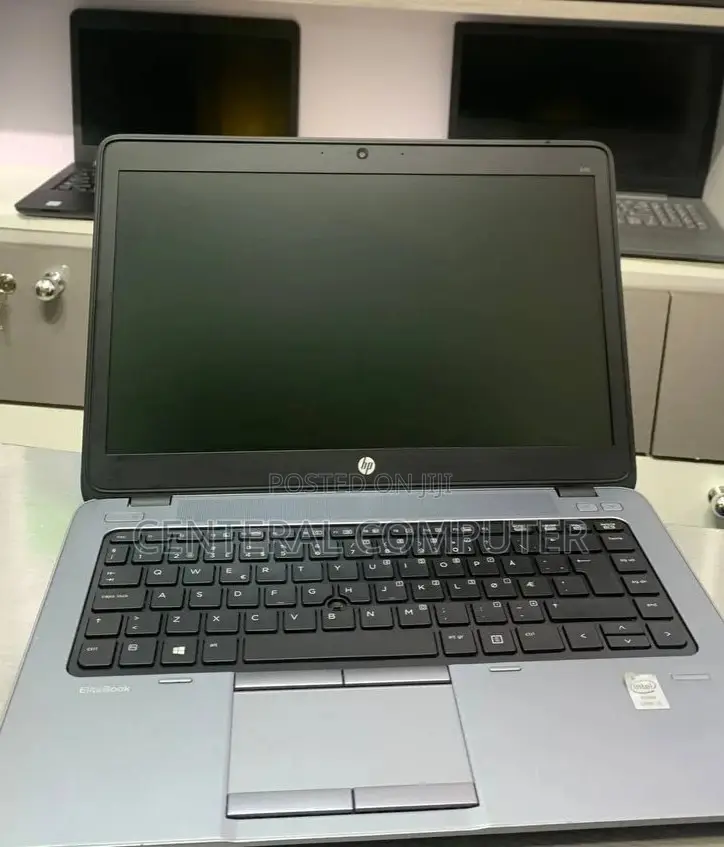 New Laptop HP 430 G3 8GB Intel Core I5 HDD 1T