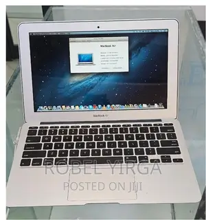 Photo - New Laptop Apple MacBook 2015 2GB Intel Core i5 HDD 72GB