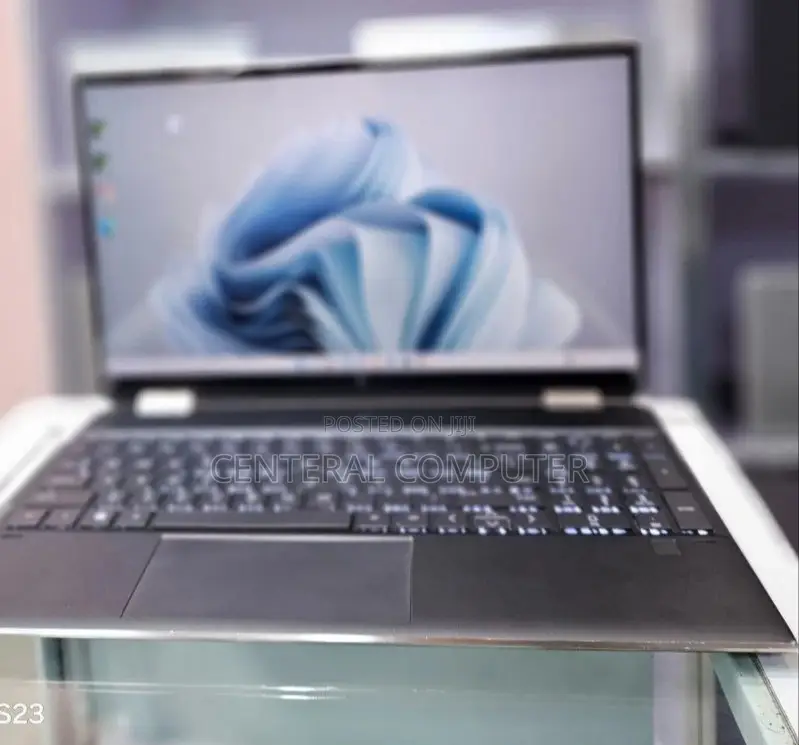 New Laptop HP Spectre 13t 16GB Intel Core I7 SSD 512GB