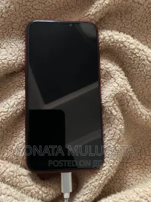 Apple iPhone XR 64 GB Red