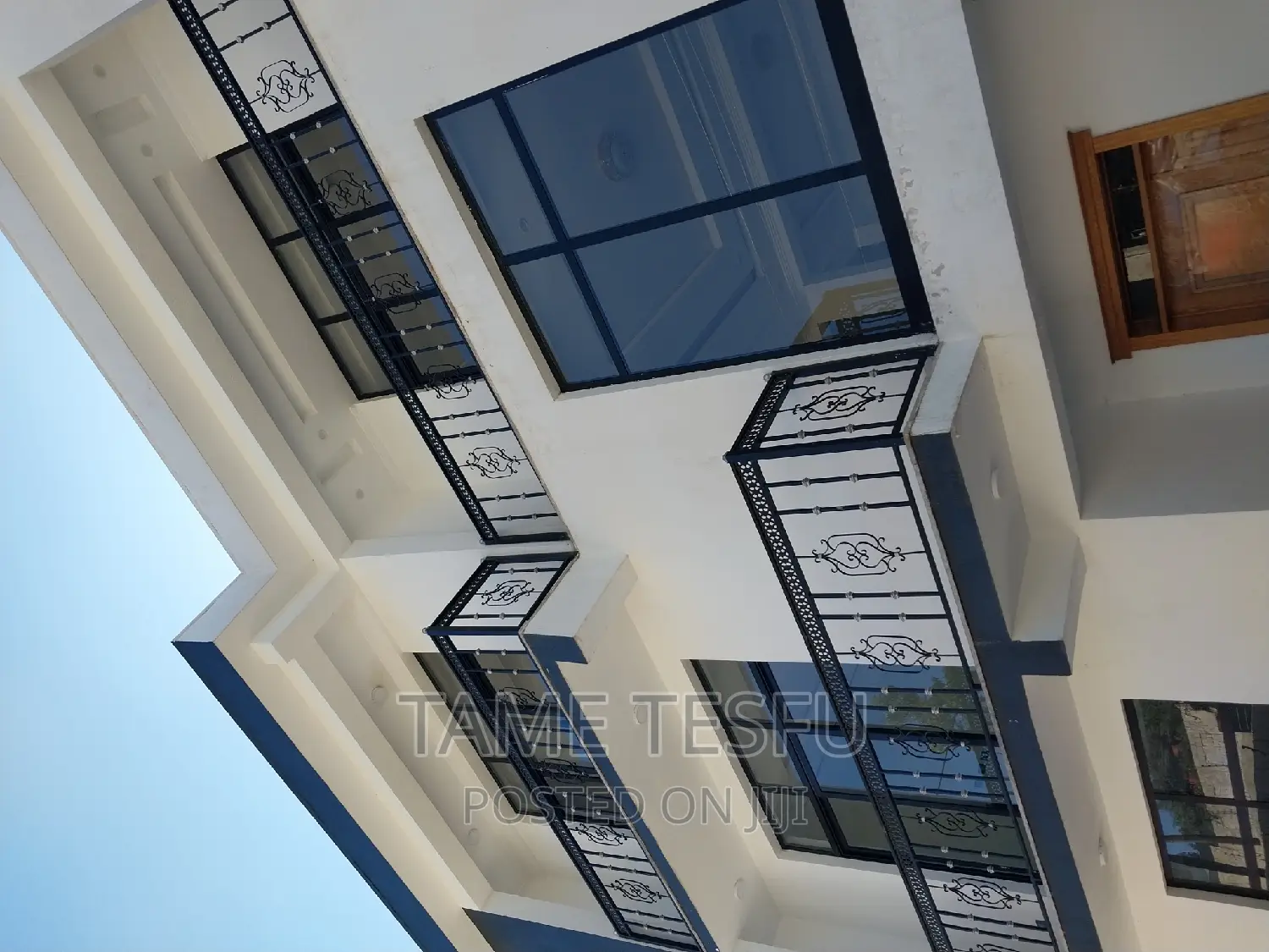 Furnished 8bdrm House in Yeka Kotobe for sale