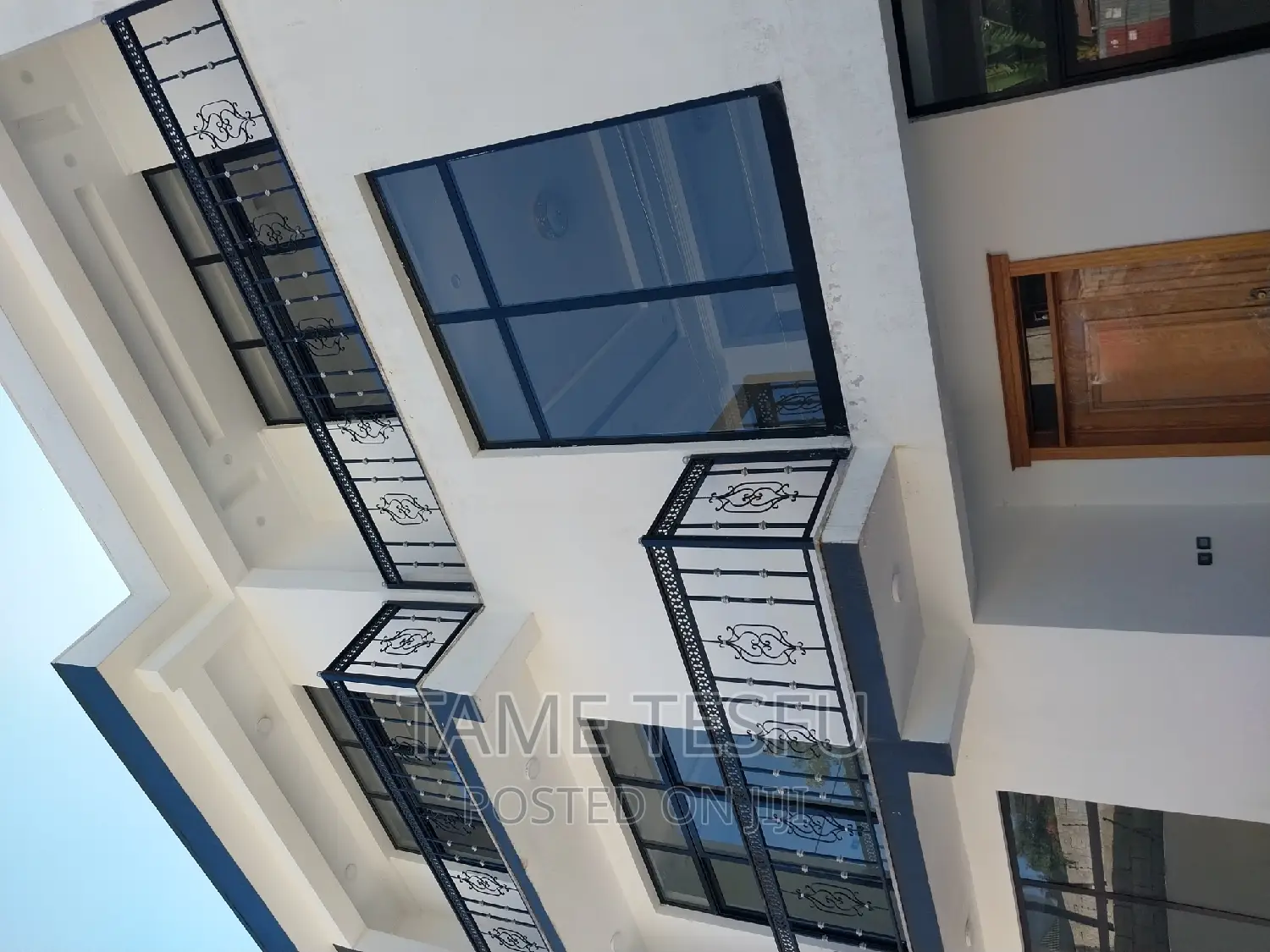 Furnished 8bdrm House in Yeka Kotobe for sale