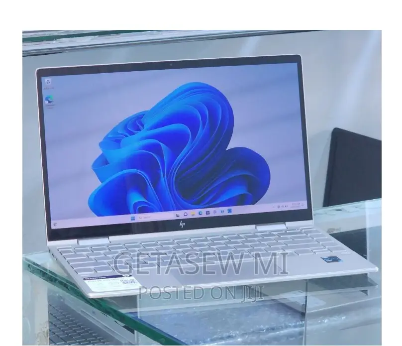 New Laptop HP Envy X360 8GB Intel Core I5 SSD 512GB