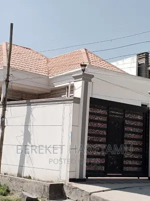 6bdrm Villa in ላፍቶ, Nifas Silk-Lafto for sale