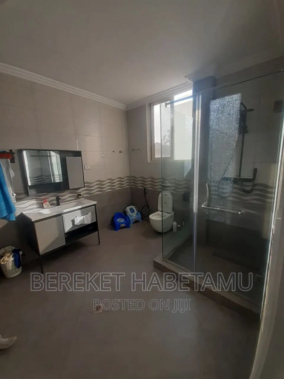 Furnished 6bdrm House in ጀሞ1, Nifas Silk-Lafto for sale