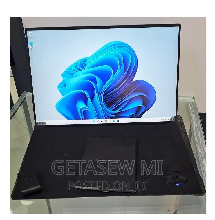 New Laptop Dell XPS 15 16GB Intel Core I7 SSD 512GB