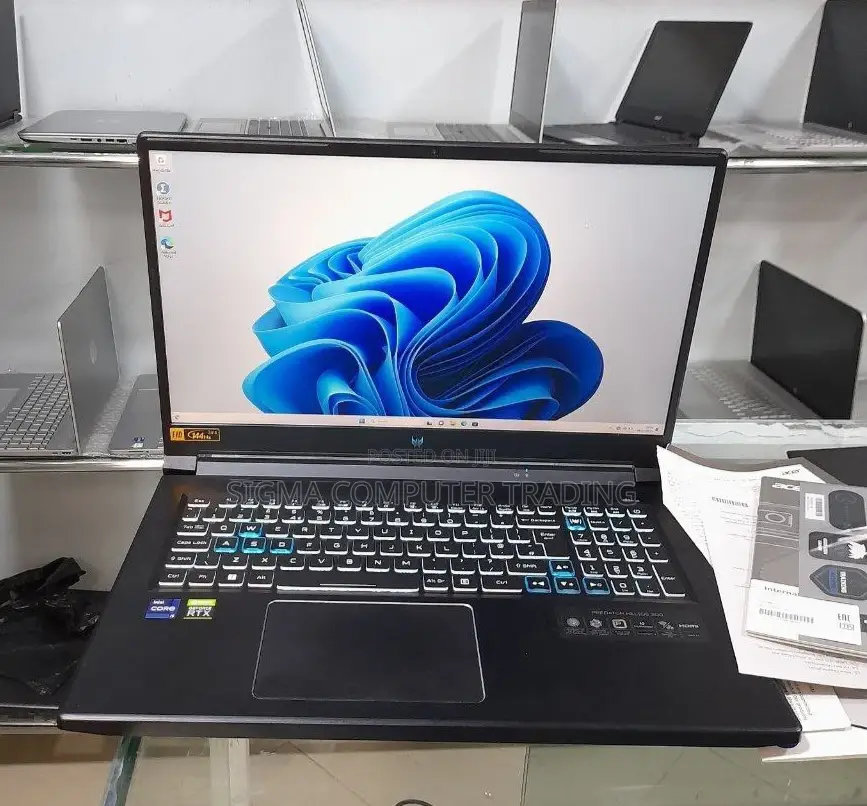 New Laptop Acer Predator Helios 300 16GB Intel Core I9 SSD 1T