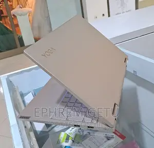 New Laptop Lenovo Yoga 730 12GB Intel Core I7 SSD 512GB