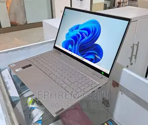 New Laptop Lenovo Yoga 730 12GB Intel Core I7 SSD 512GB