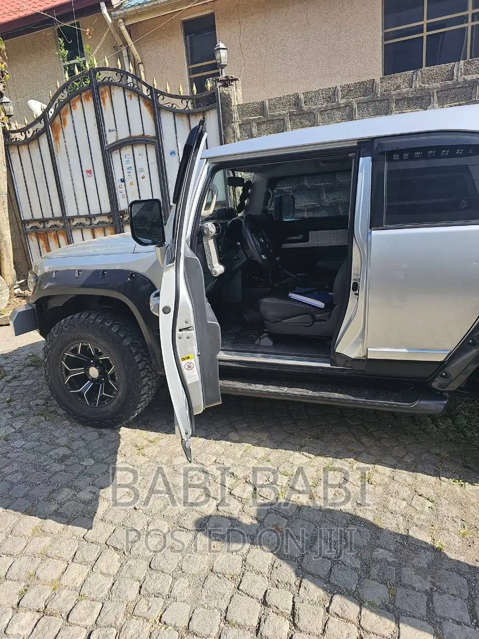 Toyota FJ Cruiser 2010 Silver