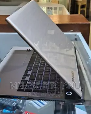 New Laptop Toshiba 4GB AMD A8 HDD 500GB