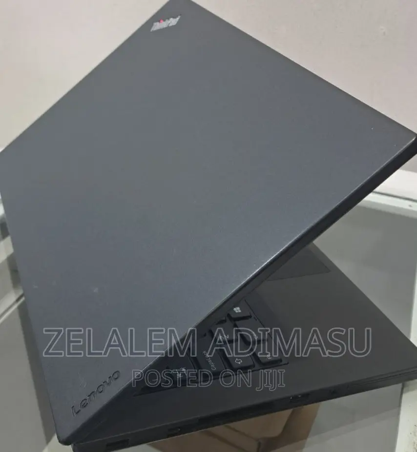 New Laptop Lenovo ThinkPad Yoga 8GB Intel Core I5 SSD 512GB