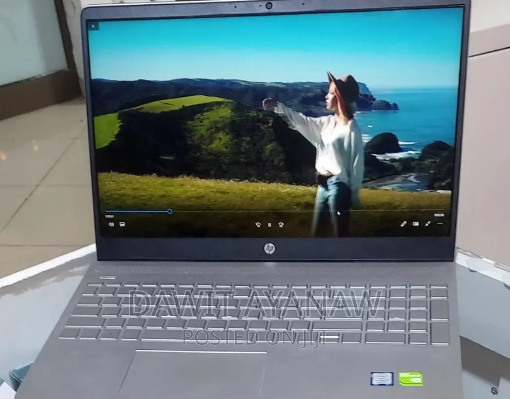 New Laptop HP Pavilion 15 8GB Intel Core I7 SSD 1T