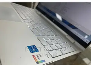 New Laptop HP 8GB Intel Core I5 SSD 512GB