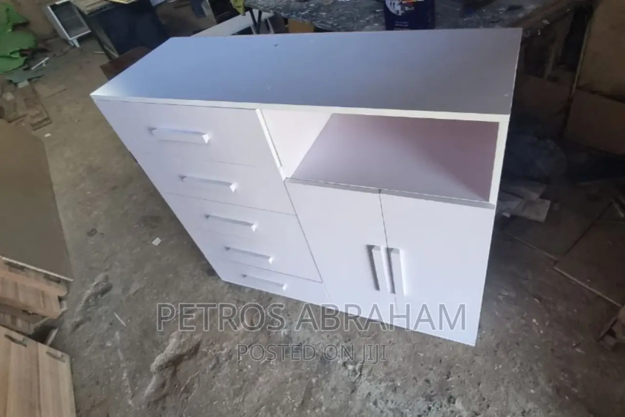 ጥራት ያላቸውን Chest Drawer በተመጣጣኝ ዋጋ አቅርበንሎታል