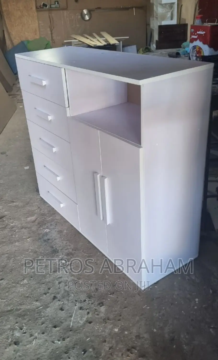 ጥራት ያላቸውን Chest Drawer በተመጣጣኝ ዋጋ አቅርበንሎታል