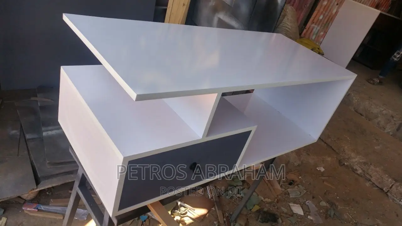 ጥራት ያላቸውን የቲቪ መቀመጫዎች በተመጣጣኝ ዋጋ አቅርበንሎታል