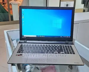 New Laptop Toshiba 4GB AMD A8 HDD 500GB